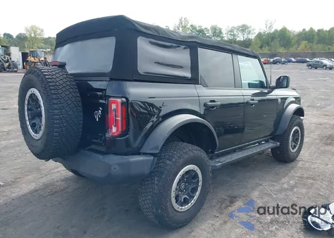 2021 Ford Bronco Big Bend z USA, uszkodzony, nr VIN 1FMEE5DP5MLA96980